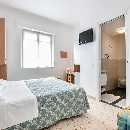 Stella 3* Sirolo