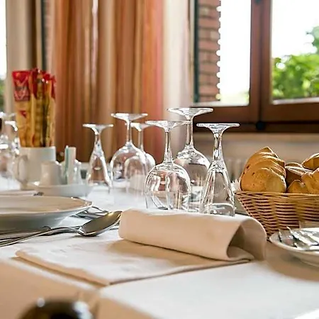 Stella Hotel 3*